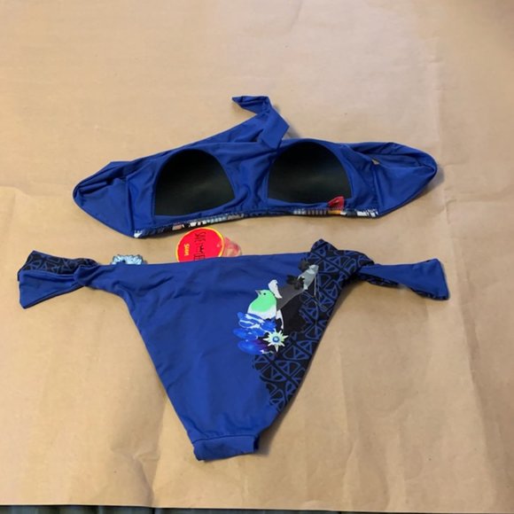 Save the Queen Sun Blue Bikini - Picture 5 of 7